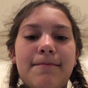 Meet your Posher, Dania